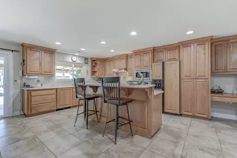 3030 Sacramento Dr, Redding, CA 96001 photo 8