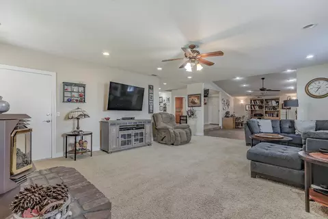 3030 Sacramento Dr, Redding, CA 96001 photo 22