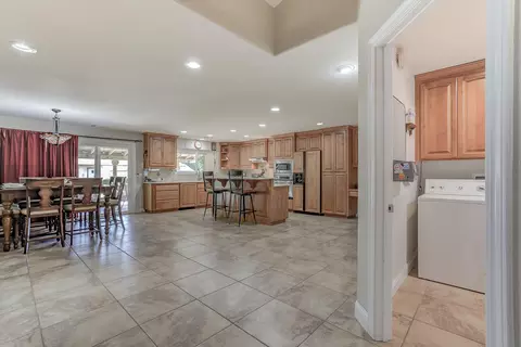3030 Sacramento Dr, Redding, CA 96001 photo 6