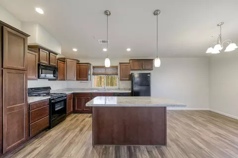 4083 Easter Ave, Redding, CA 96003 photo 12