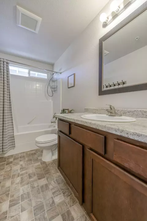 4083 Easter Ave, Redding, CA 96003 photo 18