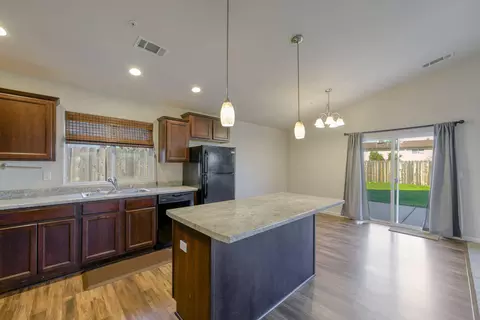 4083 Easter Ave, Redding, CA 96003 photo 14