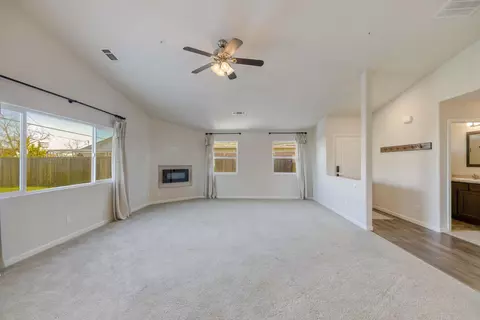 4083 Easter Ave, Redding, CA 96003 photo 6