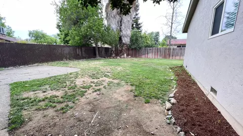 2050 Athens Ave, Redding, CA 96001 photo 9
