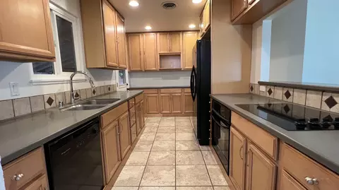 2050 Athens Ave, Redding, CA 96001 photo 27