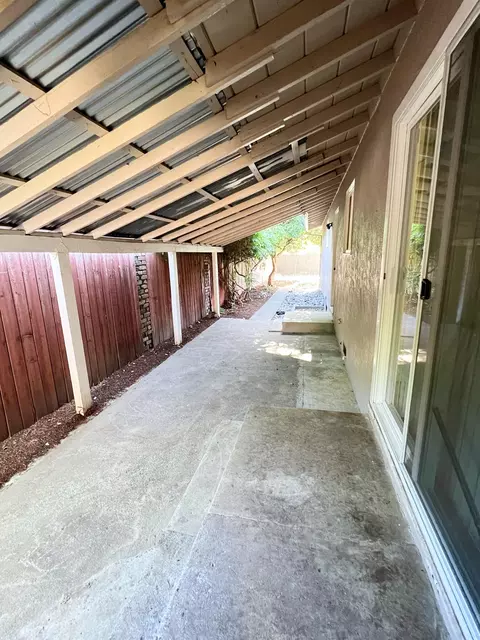2050 Athens Ave, Redding, CA 96001 photo 15