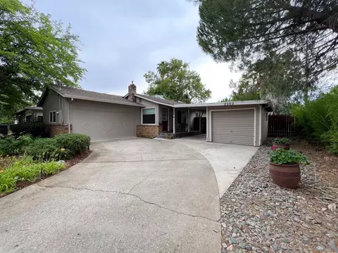 2050 Athens Ave, Redding, CA 96001 photo 3