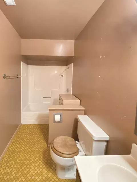 4637 Harrison Ave, Redding, CA 96001 photo 10