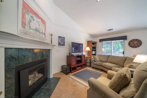 521 Bayhill Ct, Redding, CA 96003 photo 7