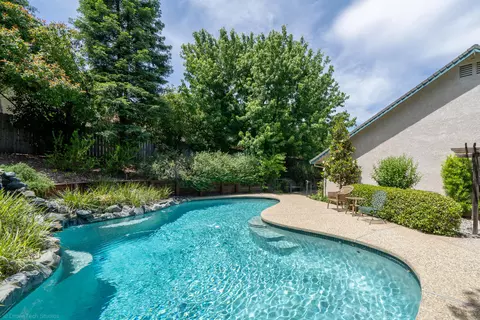 521 Bayhill Ct, Redding, CA 96003 photo 23