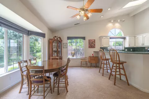 521 Bayhill Ct, Redding, CA 96003 photo 8