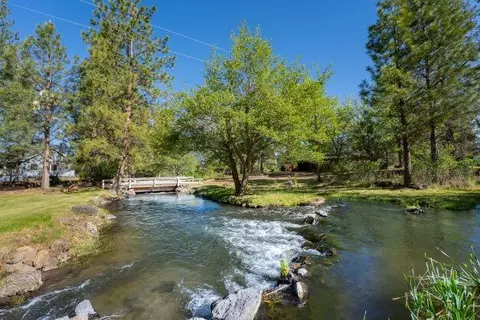 19005 Ca-89, Hat Creek, CA 96040 photo 4