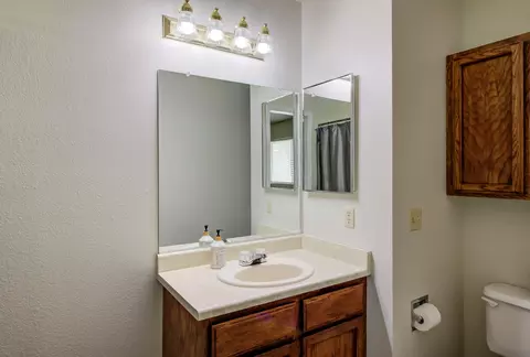 3927 Travona St, Redding, CA 96001 photo 22