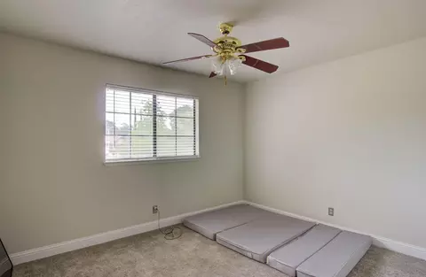 3927 Travona St, Redding, CA 96001 photo 25