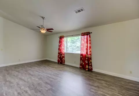 3927 Travona St, Redding, CA 96001 photo 12