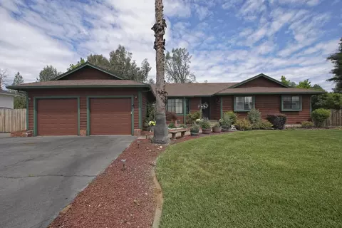 1616 Filaree Dr, Redding, CA 96002 photo 1