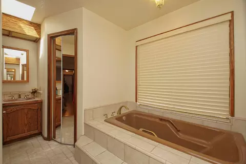 1616 Filaree Dr, Redding, CA 96002 photo 27