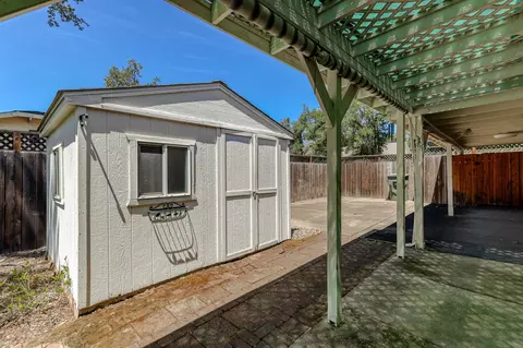 5082 Surrey Dr, Redding, CA 96002 photo 35