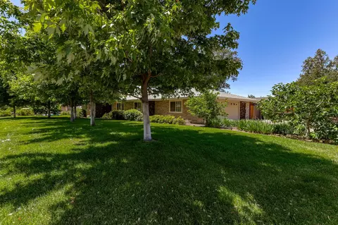 5082 Surrey Dr, Redding, CA 96002 photo 44