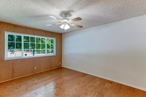 5082 Surrey Dr, Redding, CA 96002 photo 24