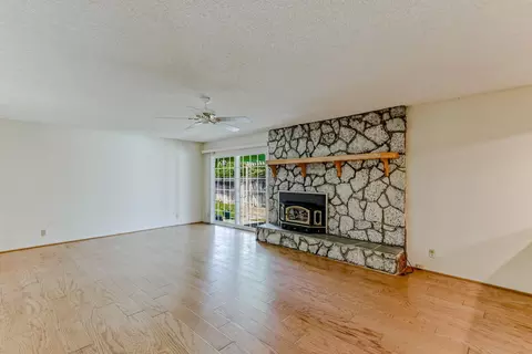 5082 Surrey Dr, Redding, CA 96002 photo 20