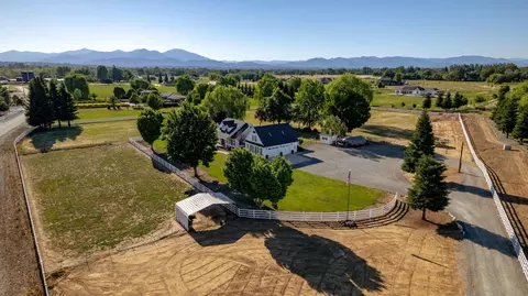 19850 Holstein Ln, Redding, CA 96002 photo 70