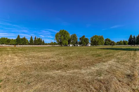 19850 Holstein Ln, Redding, CA 96002 photo 58