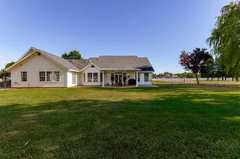 19850 Holstein Ln, Redding, CA 96002 photo 46
