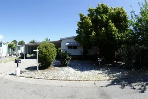 4500 White River Dr, Redding, CA 96003 photo 2