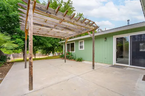 1205 Aloha Ct, Red Bluff, CA 96080 photo 18