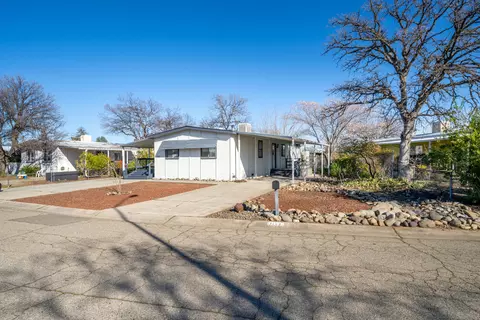 1143 Fox Den Dr, Redding, CA 96003 photo 2