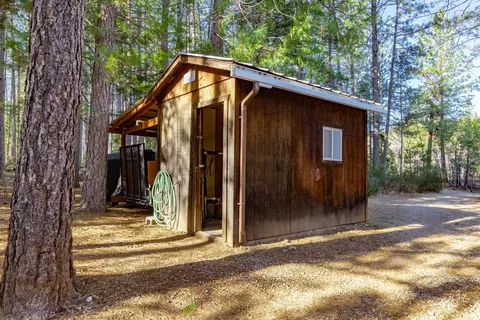 17010 Phillips Rd, Oak Run, CA 96069 photo 20