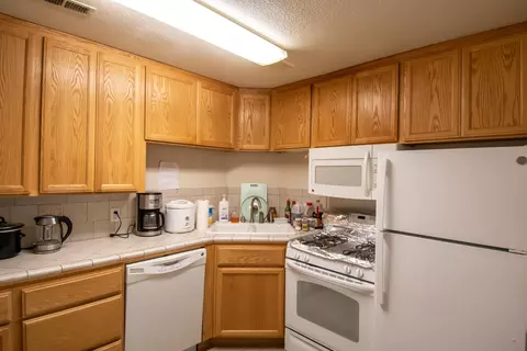 2680 Churn Crk Rd, Redding, CA 96002 photo 13