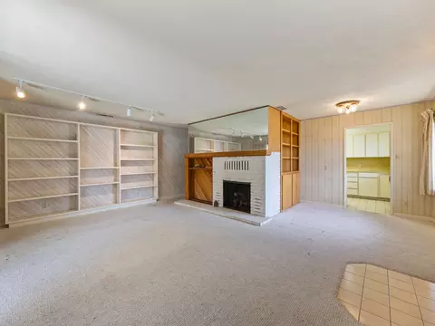 915 Overhill Dr, Redding, CA 96001 photo 5