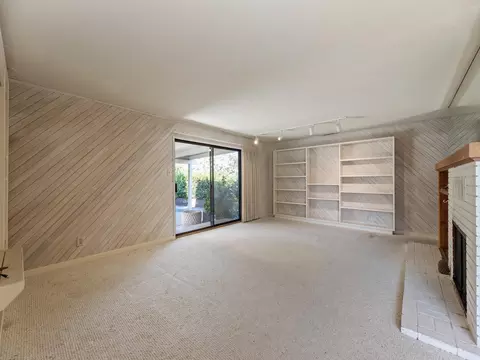 915 Overhill Dr, Redding, CA 96001 photo 6