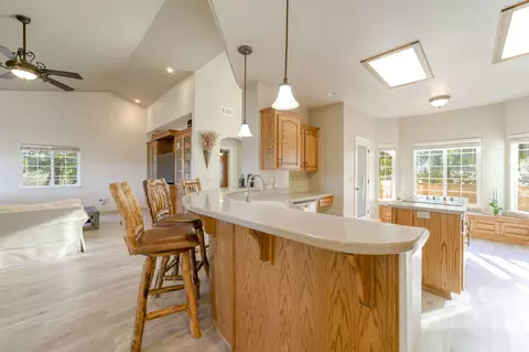 10370 White Star Rd, Redding, CA 96001 photo 9