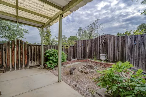 12077 Kern Dr, Redding, CA 96003 photo 21