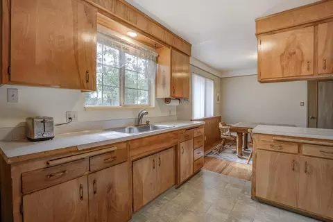 12077 Kern Dr, Redding, CA 96003 photo 10