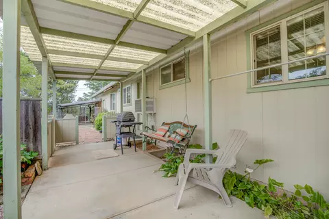12077 Kern Dr, Redding, CA 96003 photo 22