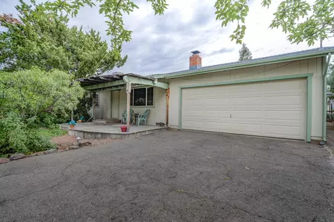 12077 Kern Dr, Redding, CA 96003 photo 4