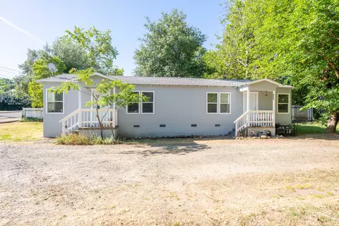 2305 Tehama St, Redding, CA 96001 photo 1