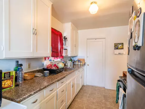 2305 Tehama St, Redding, CA 96001 photo 9