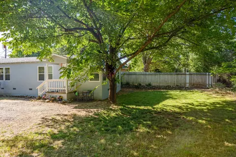 2305 Tehama St, Redding, CA 96001 photo 31