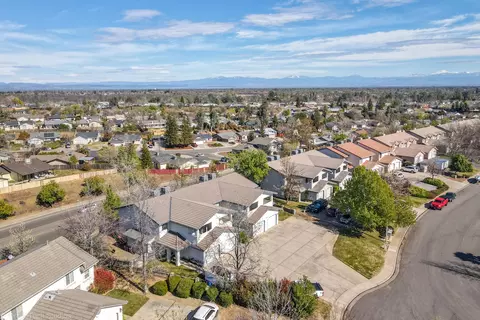 1096 Burton Dr, Redding, CA 96003 photo 8
