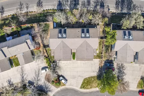 1096 Burton Dr, Redding, CA 96003 photo 20