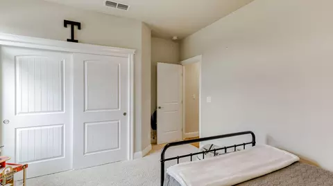 2822 Calaveras Ct, Redding, CA 96002 photo 19