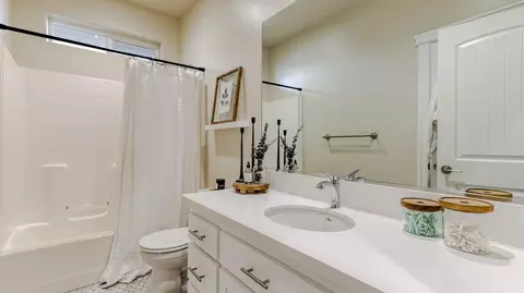 2822 Calaveras Ct, Redding, CA 96002 photo 16