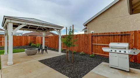 2822 Calaveras Ct, Redding, CA 96002 photo 34