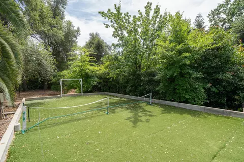1020 Redbud Dr, Redding, CA 96001 photo 56