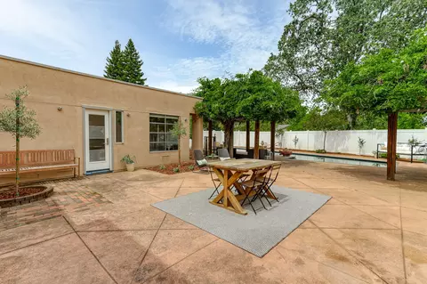 493 Arbor Pl, Redding, CA 96001 photo 40